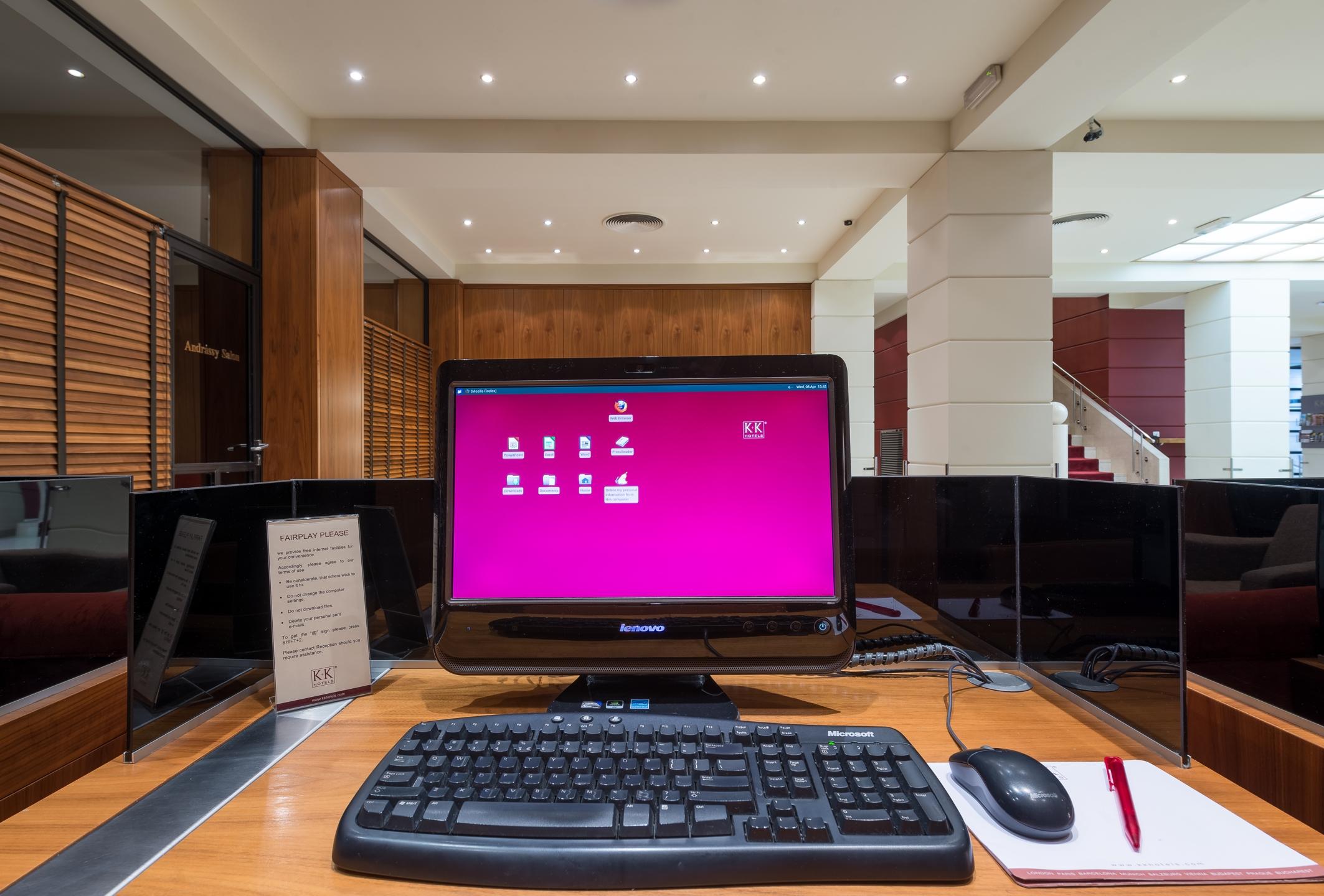 K+k Opera Hotel 4*